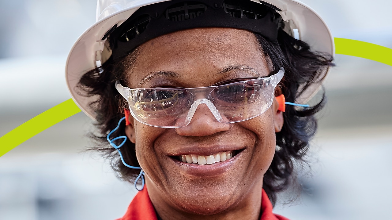 A portrait of Shell employee Donna O’berg