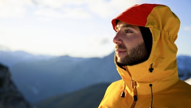 Worker wearing safety mask and gloves Doha, Qatar 2012,Doha, Qatar 2012