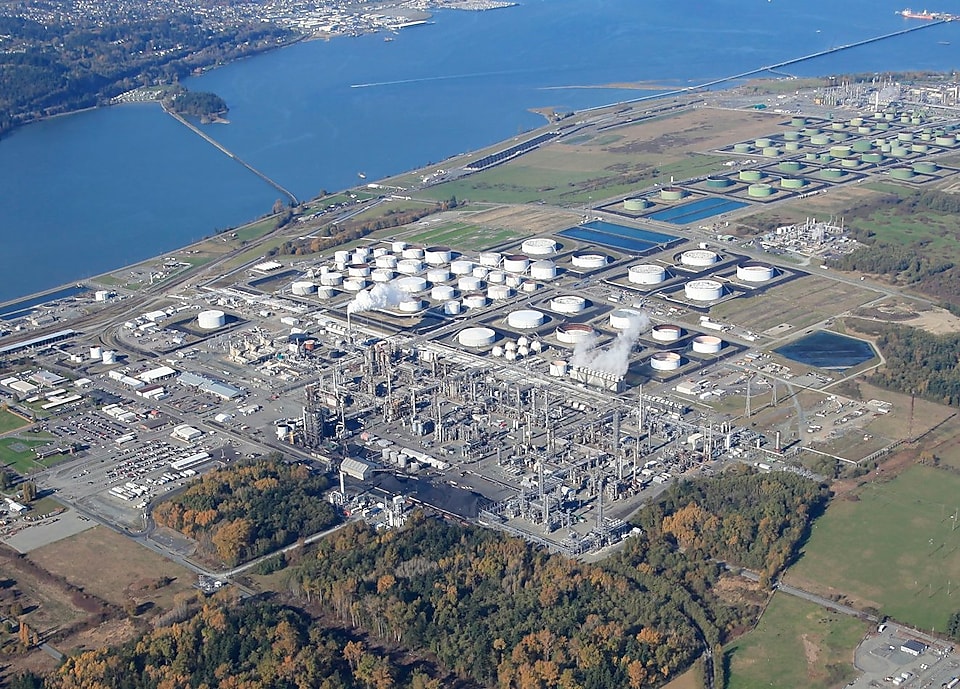 Shell completes sale of Washington Puget Sound refinery to HollyFrontier