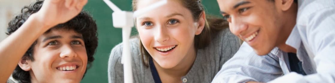 As teachers, you play a key role in shaping and energizing the future of your students by teaching and helping them explore their interests – which may very well lead to their future jobs. Shell is pleased to provide you with energy curriculum for your classroom. 