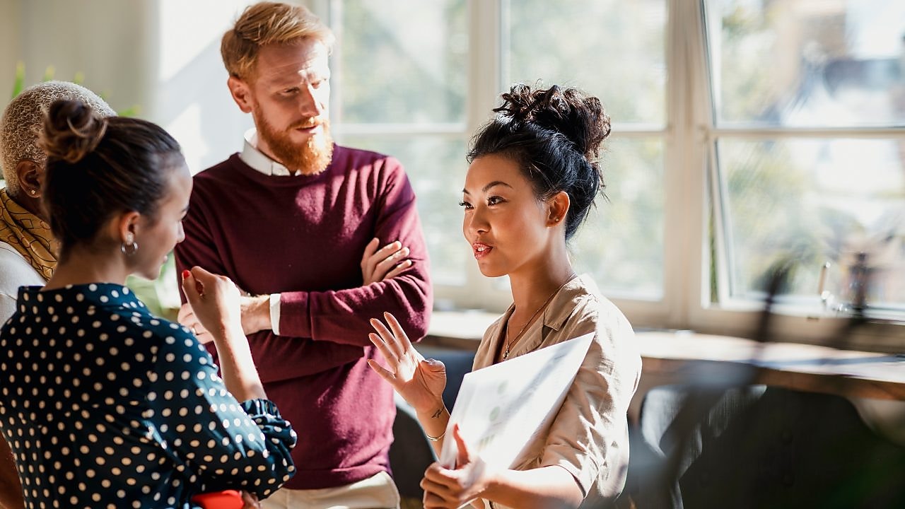 Business discussion among colleagues