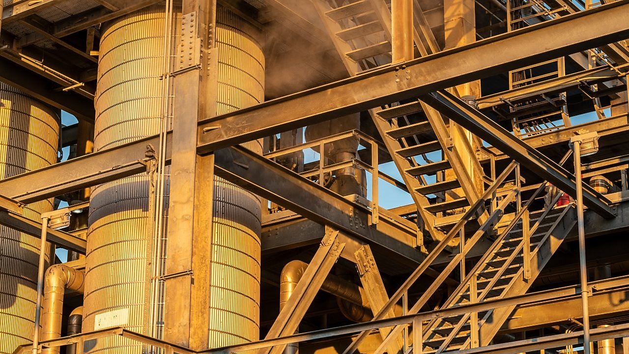 A photo of an industrial unit at work.