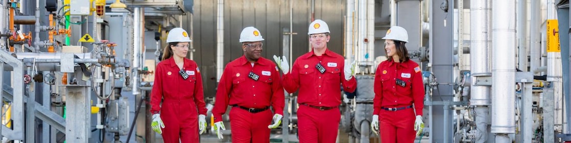 shell employee together