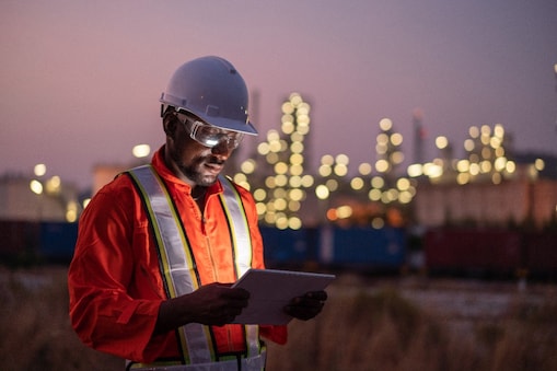 Male engineer using tablet