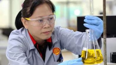 woman in laboratory