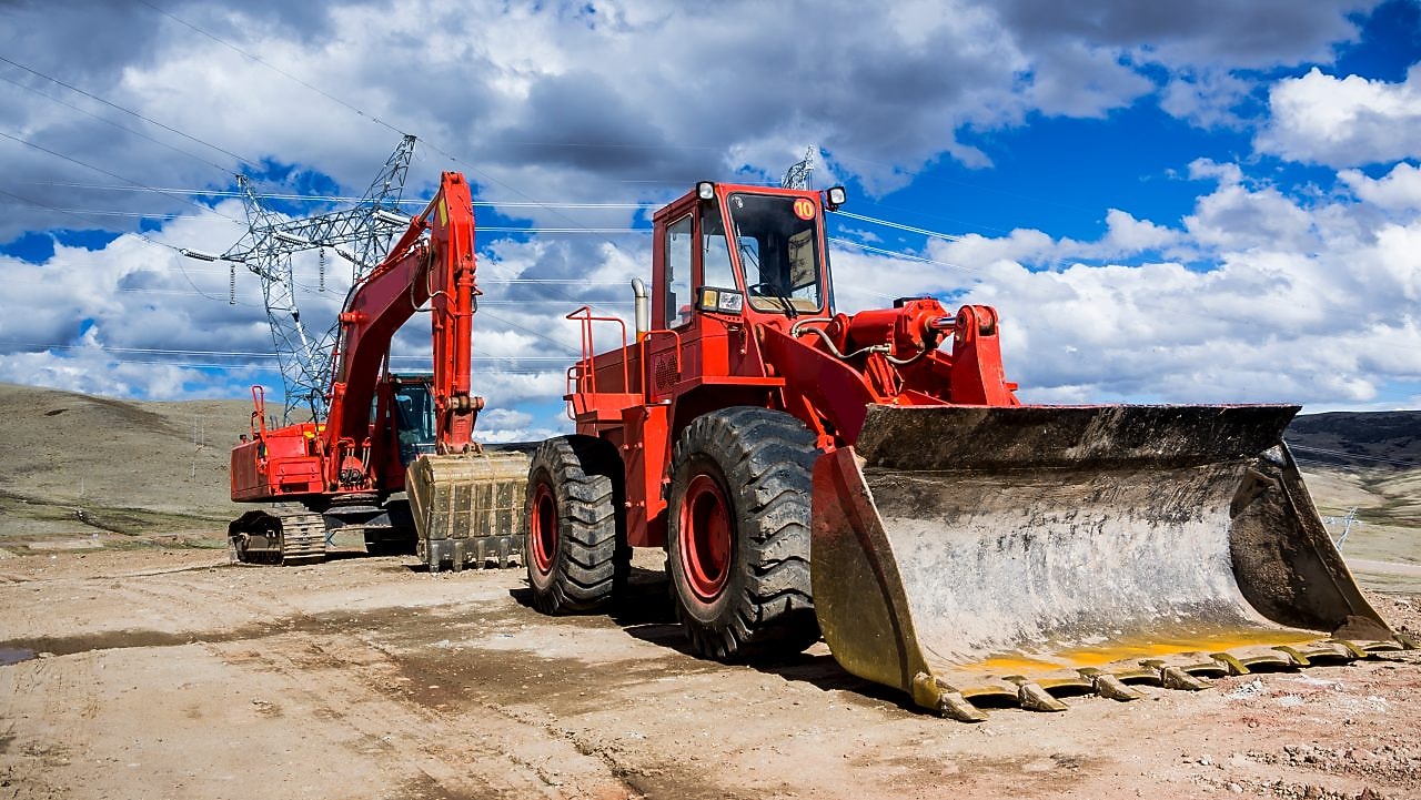 Excavating machinery