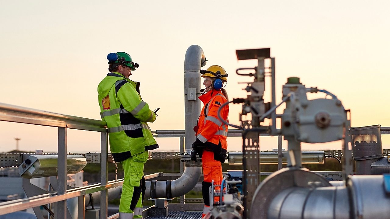 Natural Gas Compression and Transmission