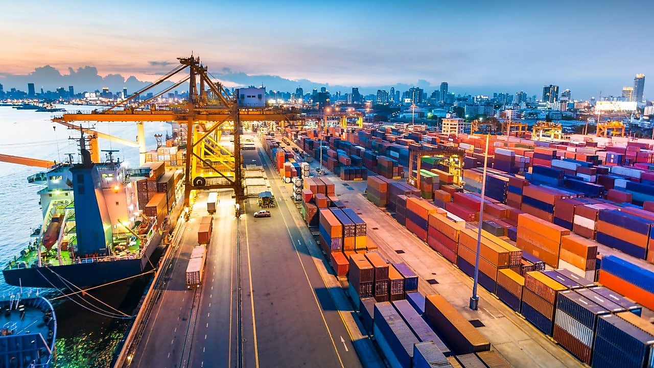 Shipping port containers