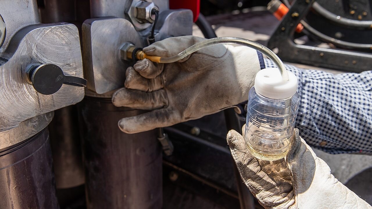 Hydraulic fluids application