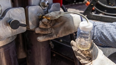 Hydraulic fluids application