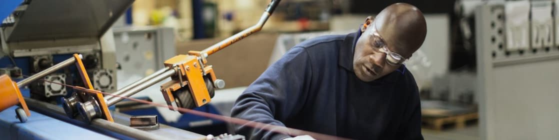 A Shell expert precisely draws a line before using machinery.