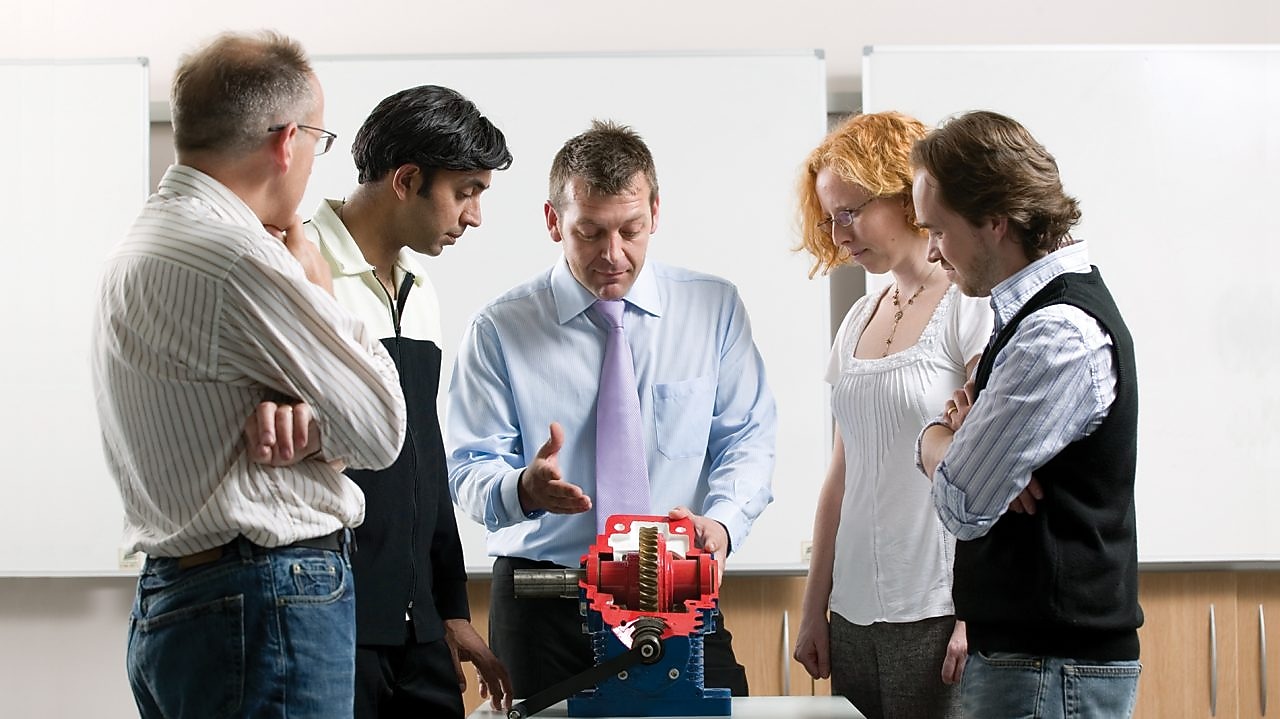 Llubecoach provides training in early warning recognition