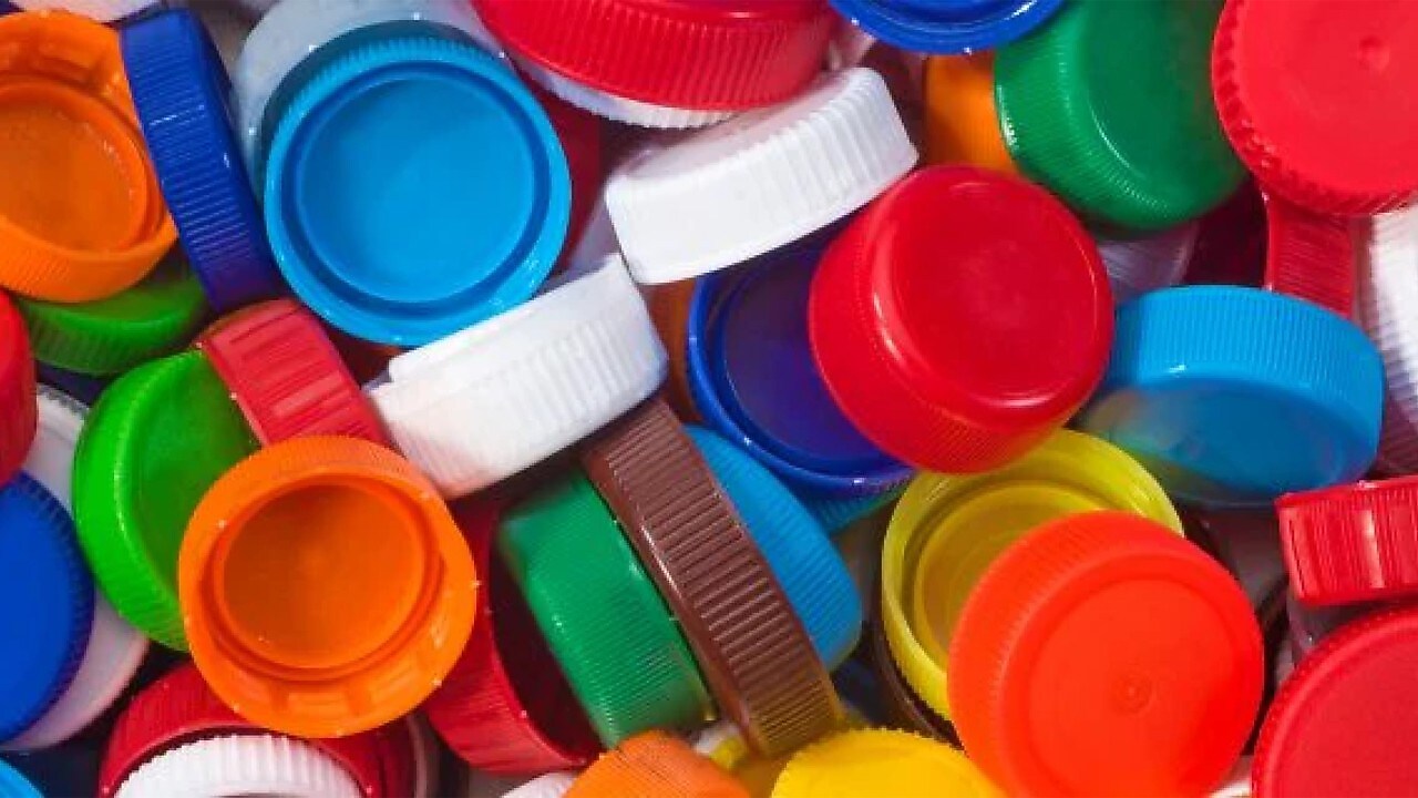 3D depiction of buckets