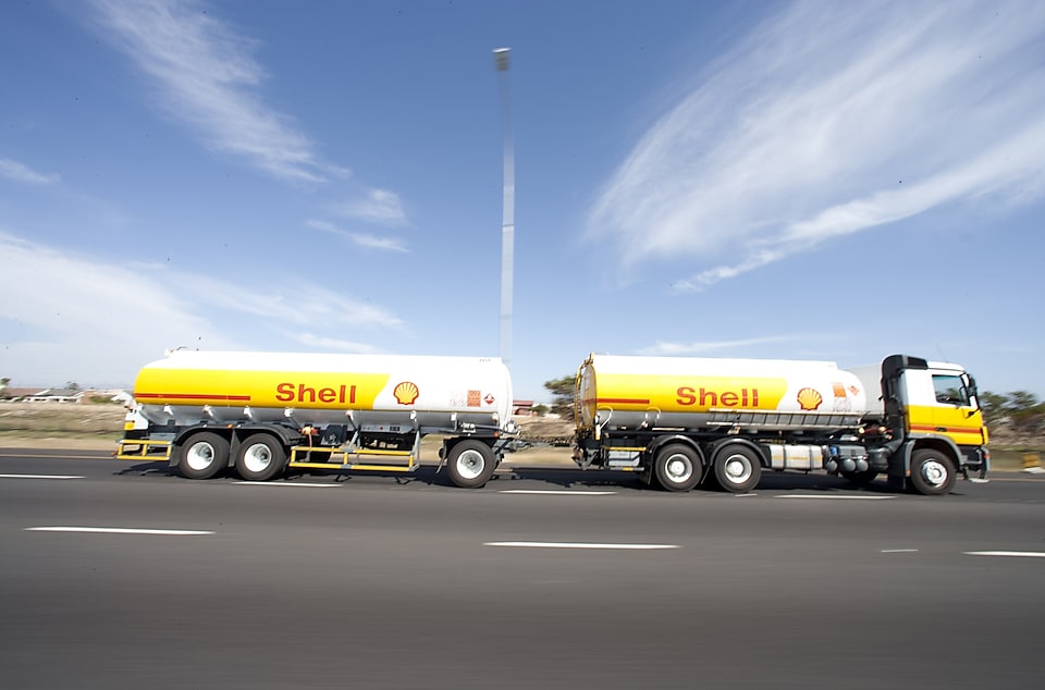 Shell Truck for Supply and Distribution